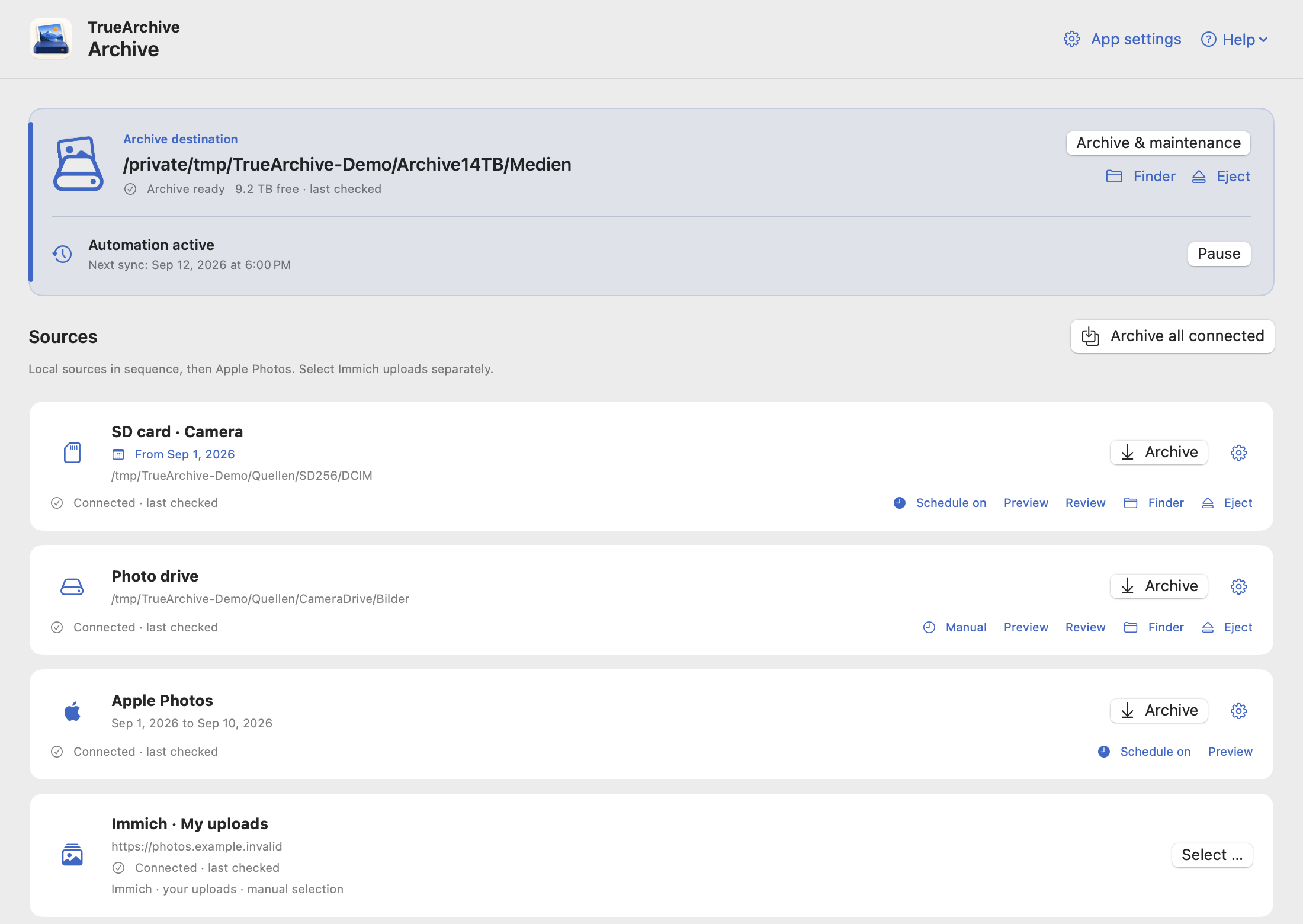 TrueArchive: the archive destination highlighted in blue, automation below it and a shared source list with archive, settings and eject actions.